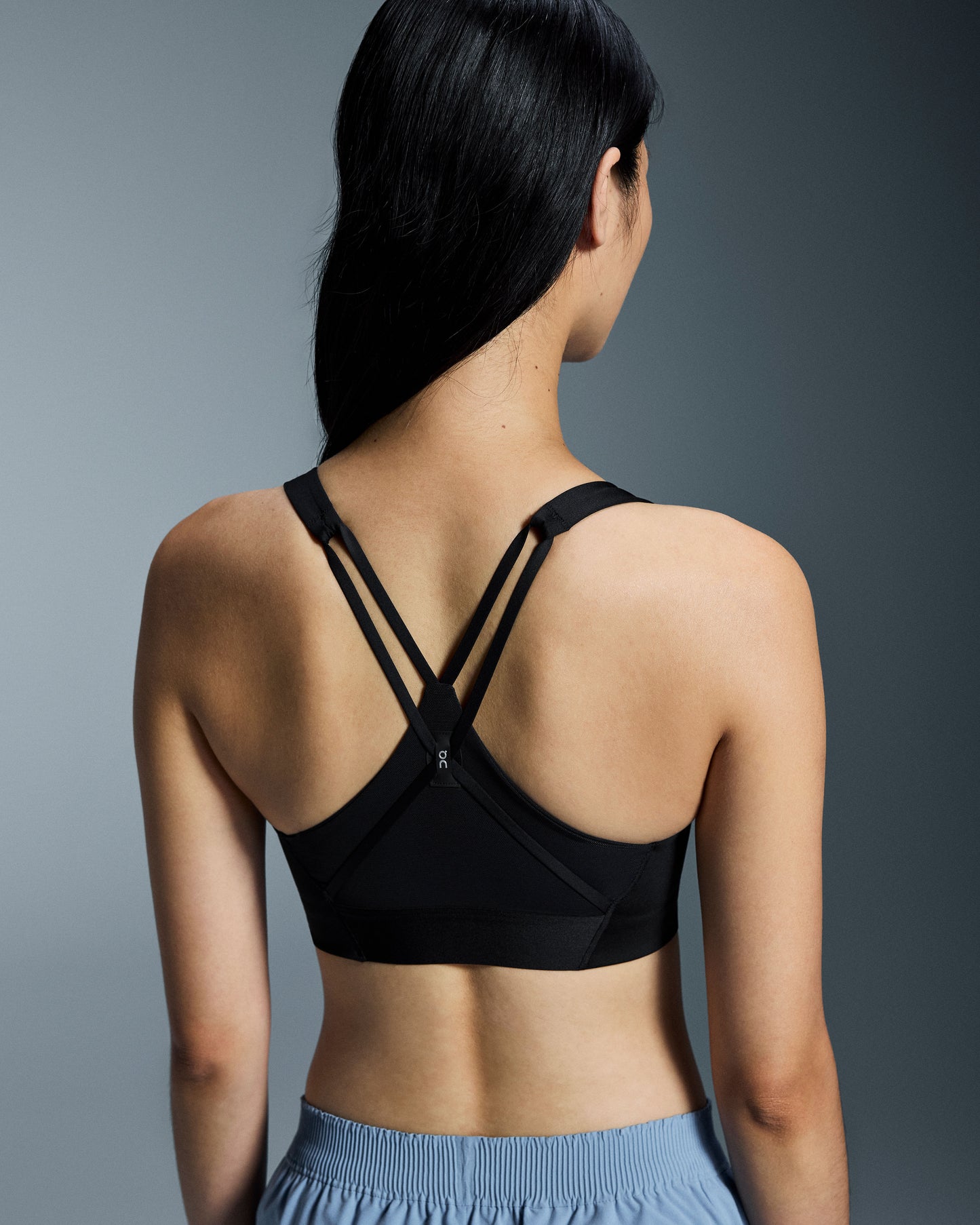 Women's Train Bra Black - US 8167